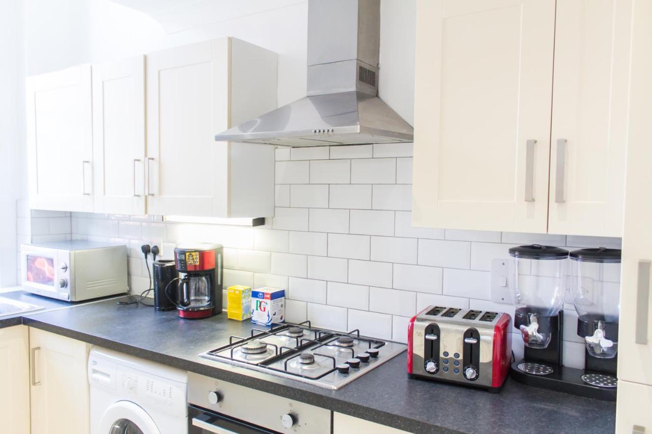 Aparthotel Mansion House With Spacious Close To Excel And Canarywharf Londres