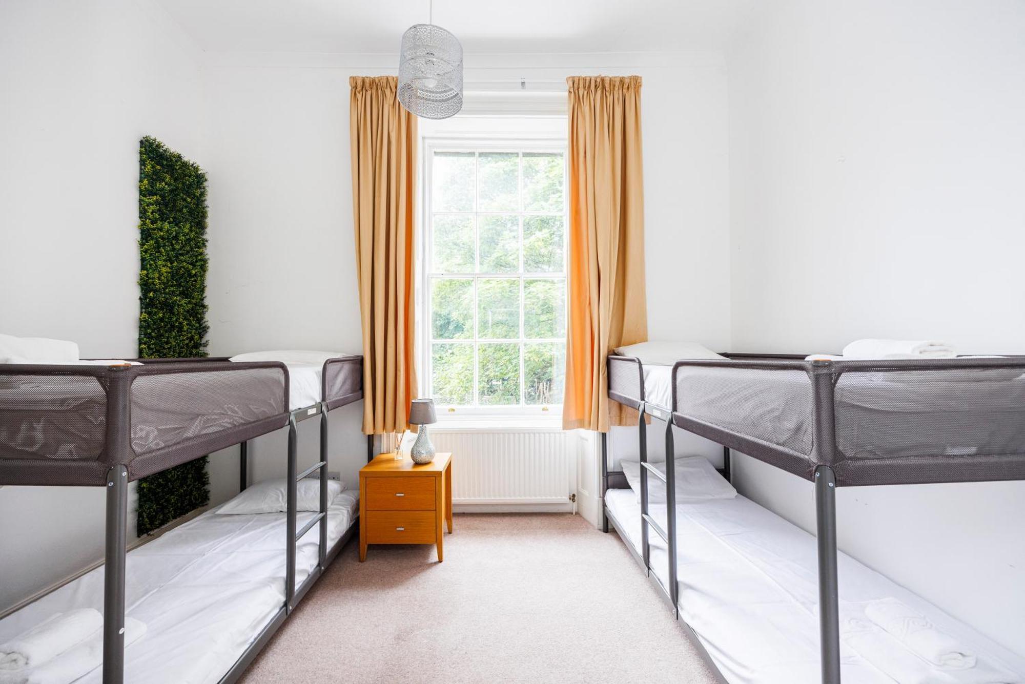 Aparthotel Mansion House With Spacious Close To Excel And Canarywharf Londres