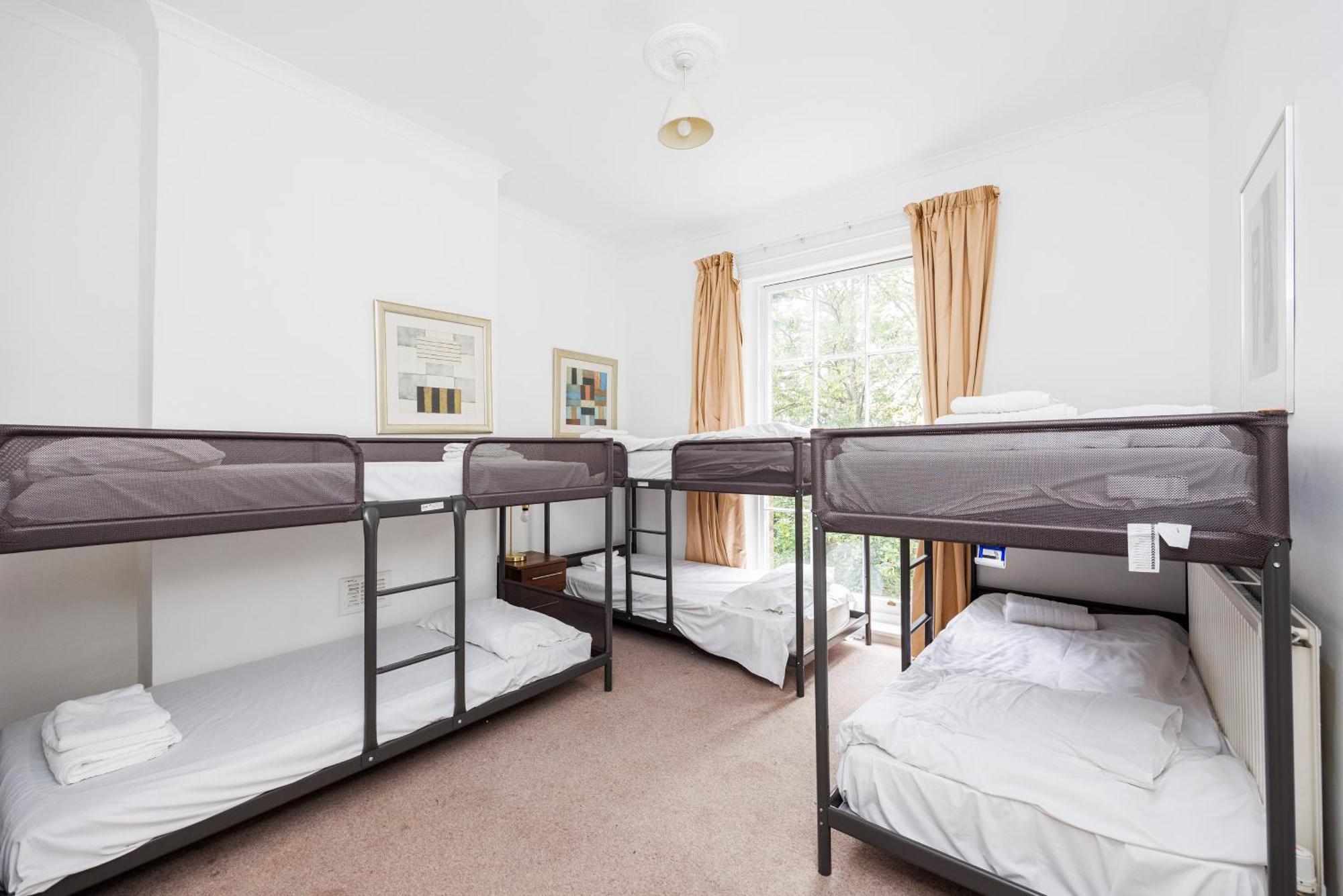 Mansion House With Spacious Close To Excel And Canarywharf Aparthotel Londres